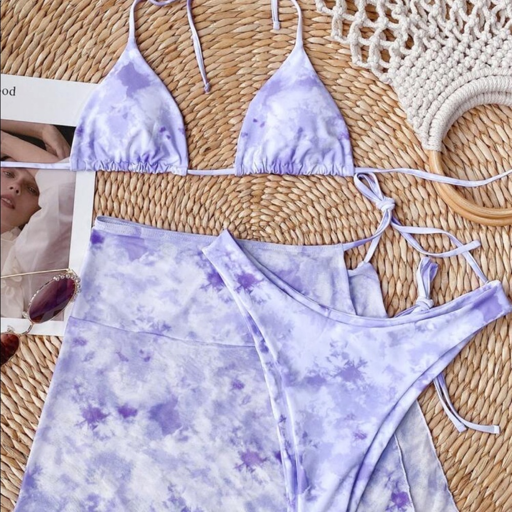 Bathing suit